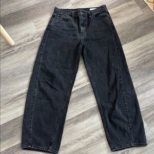 GAP Women’s High Rise Barrel Jeans sz 10R